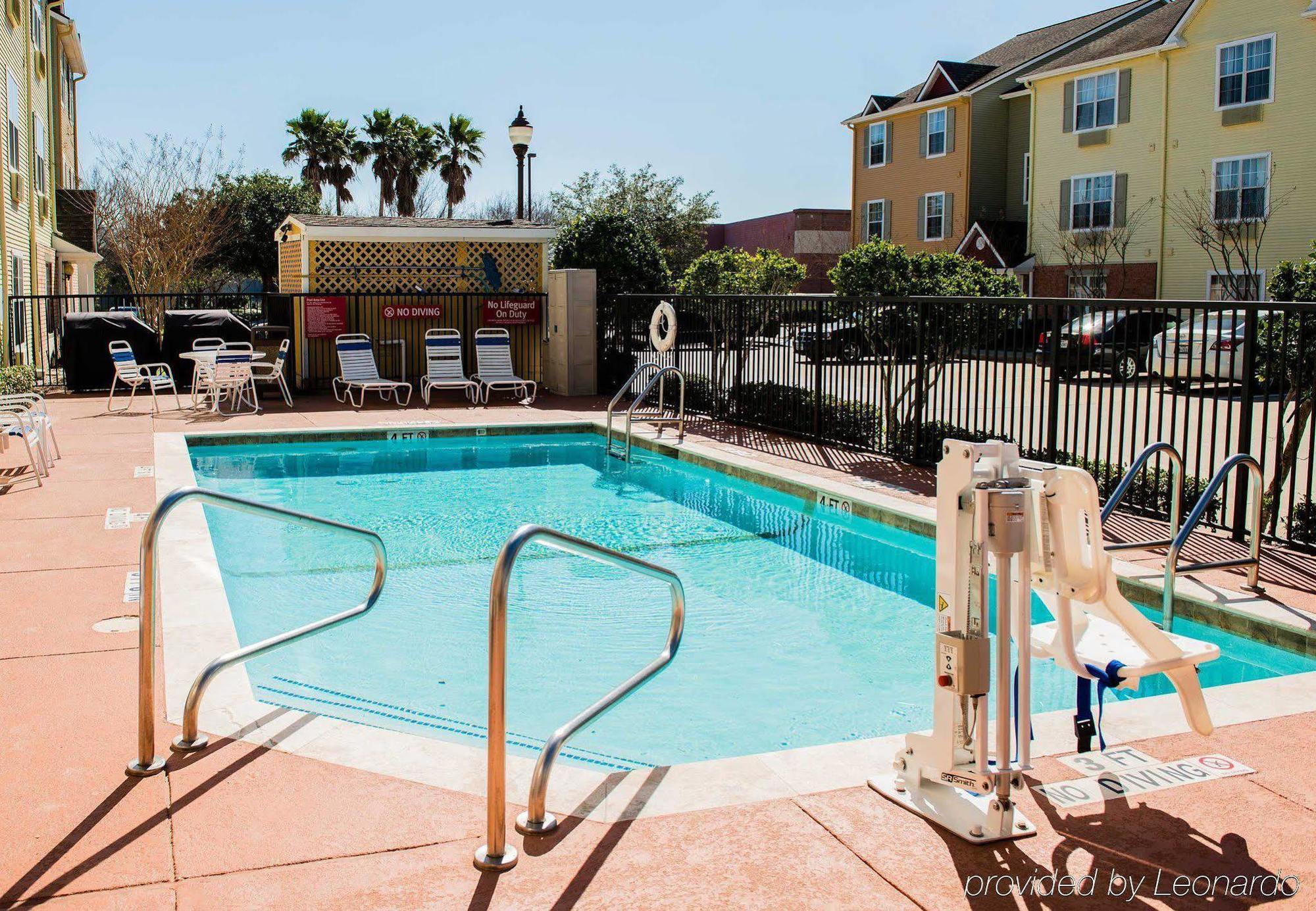 Mainstay Suites Houston Nasa-Clear Lake Webster Exterior photo
